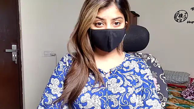 Hoty-Shivangi online show from February 25, 8:36 am