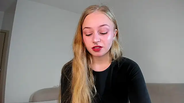 MiaMews online show from November 5, 12:19 pm