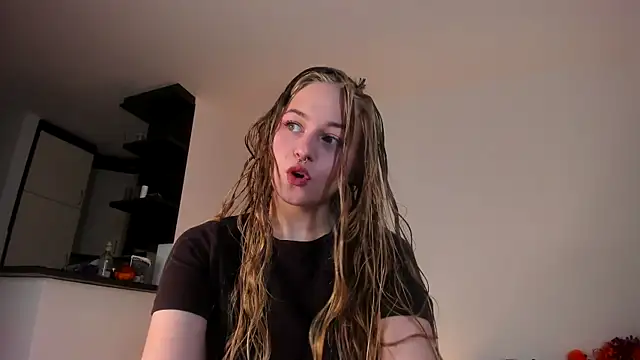 MiaMews online show from October 19, 11:24 am