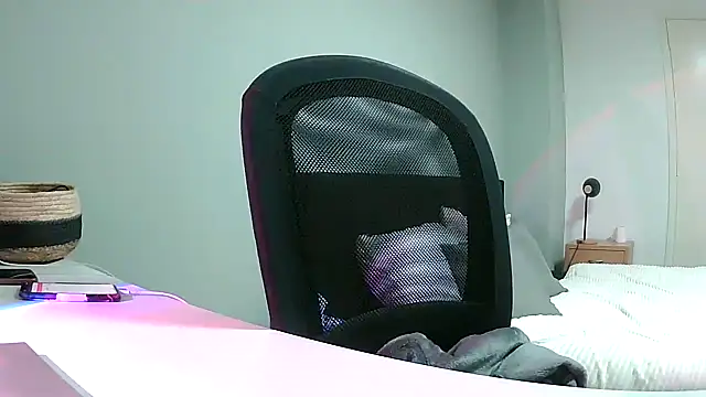 dutchesmee x online show from February 17, 6:28 pm