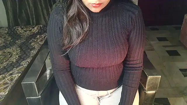 aarushi sharmaa online show from January 17, 2:37 am