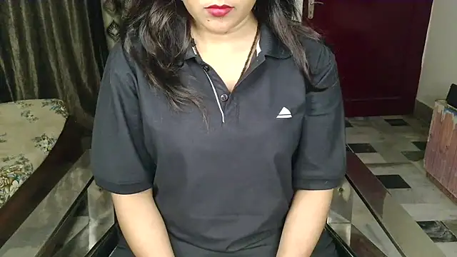 aarushi sharmaa online show from October 14, 5:02 pm