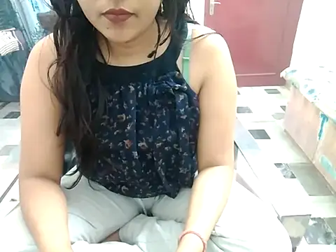 aarushi sharmaa online show from March 15, 2:14 am