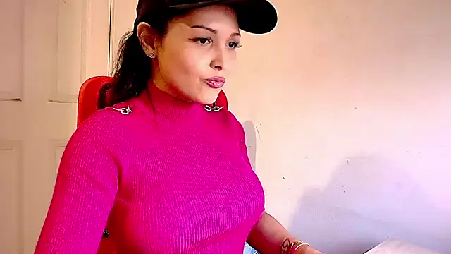 MOMMYJEVAA online show from May 15, 9:13 pm