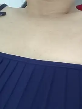 girldam95 online show from January 6, 5:00 am