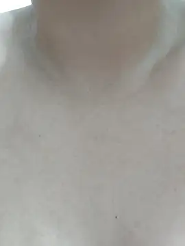 girldam95 online show from February 10, 5:39 am