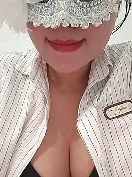 girldam95 online show from March 25, 5:07 am