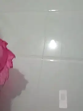 girldam95 online show from March 18, 4:08 pm