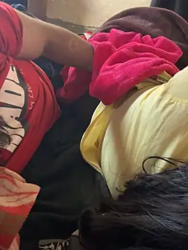 Snapshot of xyztopbeing chatting on December 16, 9:14 am xyztopbeing online show from December 16, 9:14 am