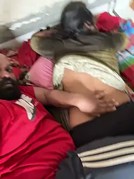 Snapshot of xyztopbeing chatting on December 23, 4:44 am xyztopbeing online show from December 23, 4:44 am