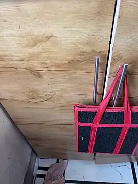 Snapshot of xyztopbeing chatting on January 9, 4:19 am xyztopbeing online show from January 9, 4:19 am