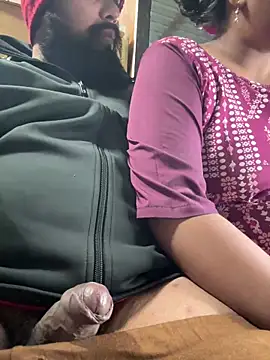 Snapshot of xyztopbeing chatting on January 19, 4:25 pm xyztopbeing online show from January 19, 4:25 pm