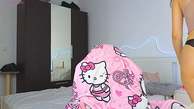 AliceSpark online show from September 13, 10:59 am