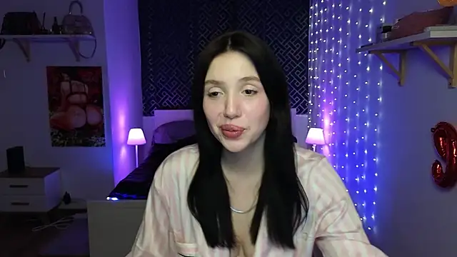 AliceSpark online show from January 24, 10:51 pm