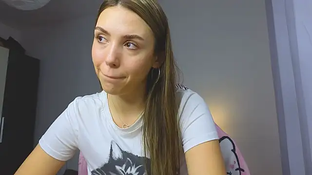 AliceSpark online show from October 18, 9:33 am