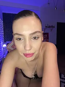 AliceSpark online show from March 18, 8:05 pm