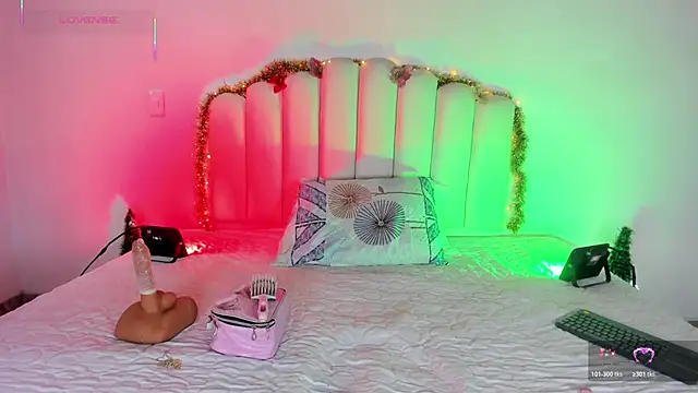 Snapshot of Daila_20_ chatting on December 3, 11:31 am Daila 20 online show from December 3, 11:31 am