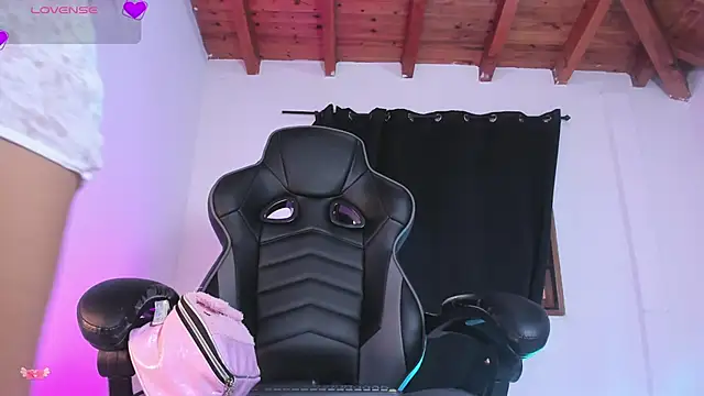 Snapshot of Daila_20_ chatting on September 27, 12:33 pm Daila 20 online show from September 27, 12:33 pm