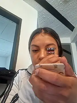 Snapshot of Daila_20_ chatting on December 2, 12:51 pm Daila 20 online show from December 2, 12:51 pm