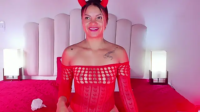 Snapshot of Daila_20_ chatting on November 13, 1:26 pm Daila 20 online show from November 13, 1:26 pm