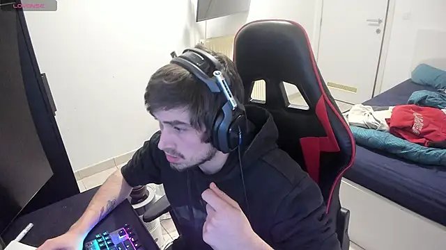 AnusPlayer online show from December 3, 6:00 pm