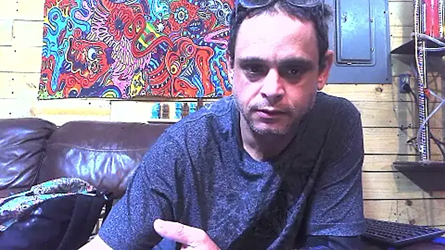 Buffshagswell online show from December 17, 4:45 pm