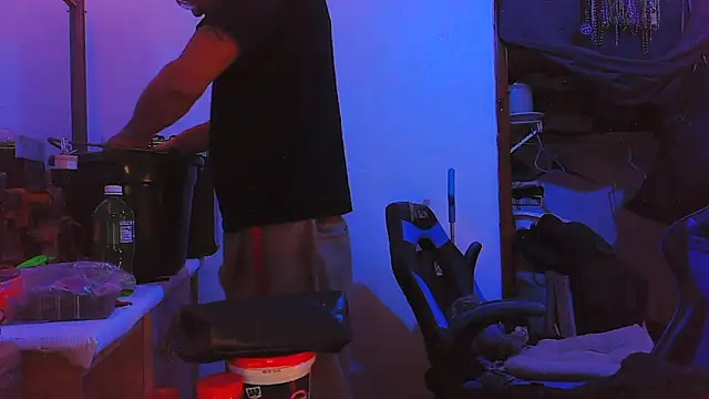 Buffshagswell online show from February 5, 7:10 pm