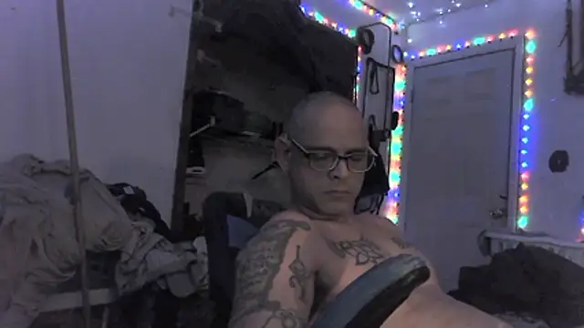 Buffshagswell online show from December 19, 10:17 am