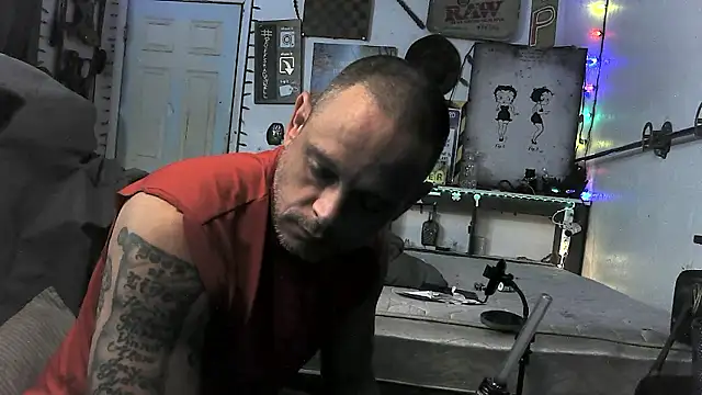 Snapshot of Buffshagswell chatting on March 20, 11:44 am Buffshagswell online show from March 20, 11:44 am