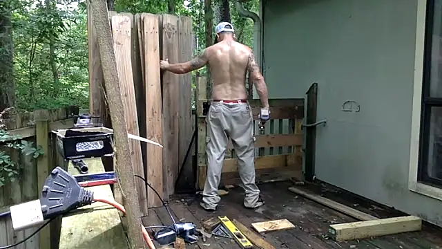 Snapshot of Buffshagswell chatting on May 28, 5:52 pm Buffshagswell online show from May 28, 5:52 pm
