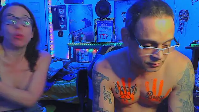 Buffshagswell online show from February 5, 7:04 am