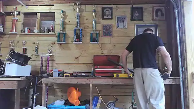 Buffshagswell online show from February 4, 6:58 pm