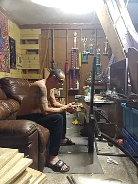 Buffshagswell online show from October 27, 4:46 am