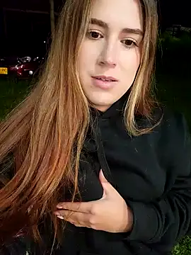 Snapshot of Jimena_White_ chatting on October 11, 6:36 am Jimena White online show from October 11, 6:36 am