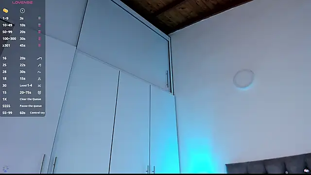 Snapshot of Jimena_White_ chatting on February 12, 3:07 am Jimena White online show from February 12, 3:07 am
