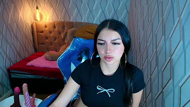 Snapshot of Angelchristix chatting on May 14, 2:03 pm Angelchristix online show from May 14, 2:03 pm