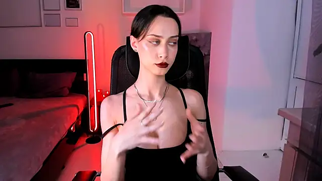 unaericaabistrong online show from March 11, 6:35 pm