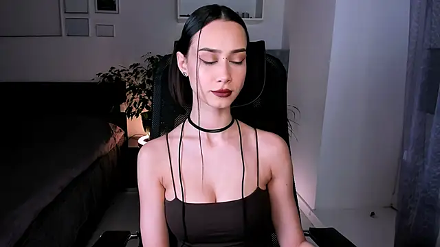 unaericaabistrong online show from February 6, 7:40 pm