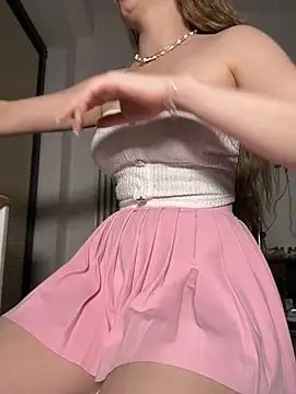Snapshot of NickiLike chatting on June 23, 6:06 pm NickiLike online show from June 23, 6:06 pm