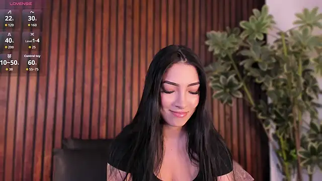 Jennmiiller  online show from November 4, 1:15 pm