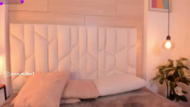 Jennmiiller  online show from April 17, 12:41 pm