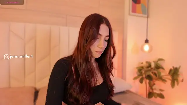 Jennmiiller  online show from March 13, 12:32 pm