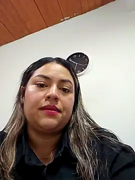 Snapshot of MARIANA-12_ chatting on October 12, 11:55 am MARIANA-12 online show from October 12, 11:55 am