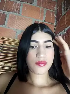 Snapshot of Julix_A chatting on January 19, 7:36 am Julix A online show from January 19, 7:36 am