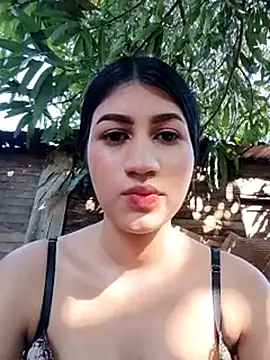 Snapshot of Julix_A chatting on September 15, 8:42 pm Julix A online show from September 15, 8:42 pm