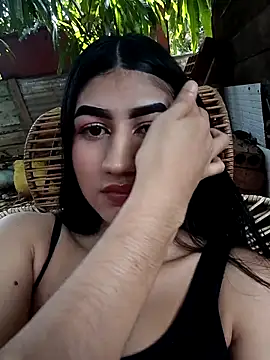 Julix A online show from March 1, 6:08 pm