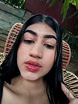 Snapshot of Julix_A chatting on March 2, 7:41 pm Julix A online show from March 2, 7:41 pm