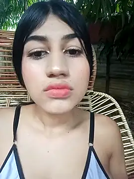 Snapshot of Julix_A chatting on December 19, 7:51 pm Julix A online show from December 19, 7:51 pm