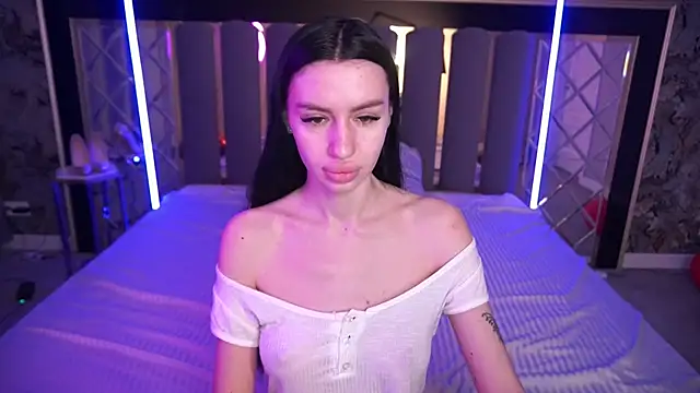 Snow WhiteeeX online show from March 9, 6:28 am