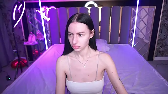 Snow WhiteeeX online show from April 11, 5:48 am